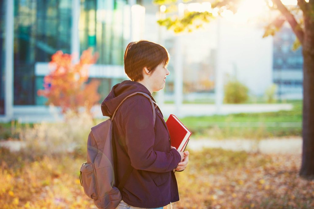 NZ school leaver non-achievement rate at decade high